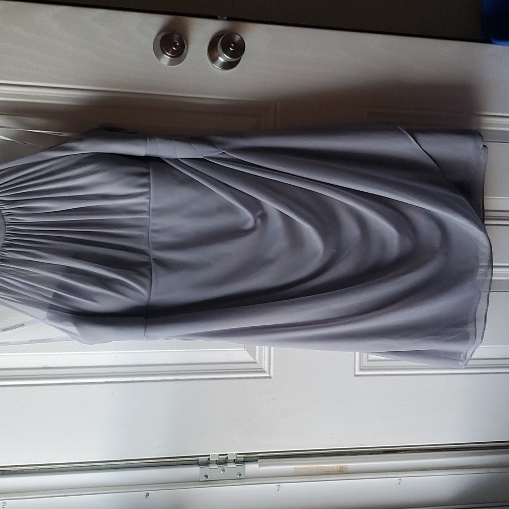 Dress - Picture 4 of 11